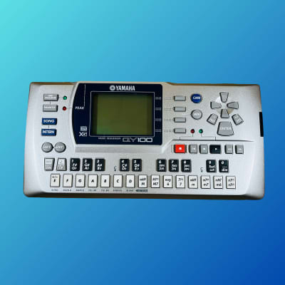 Yamaha QY100 Sequencer 1996 - 2002 Silver