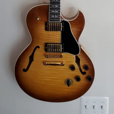 Gibson ES-137 Custom 2002 - 2011 honey burst for sale