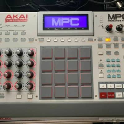 AKAI Professional MPC Renaissance Music Sampler w/box image 2