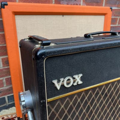 Vintage 1964 Vox AC30 Treble 2×12 Guitar Valve Amplifier Combo w/ Pedal & Stands image 2