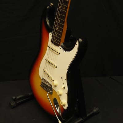 Fender Stratocaster 1965 - 3 Tone Sunburst image 3