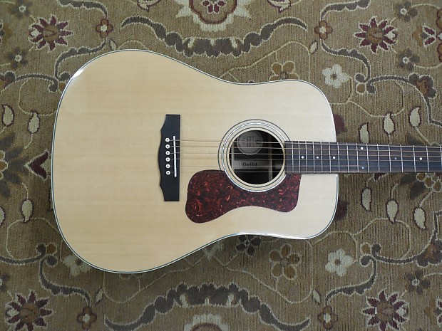 Guild D150 オール単板　美品　メンテ済　　　　　　　　PU付き Guild D150 Natural Dreadnought with Hardshell Case and Free