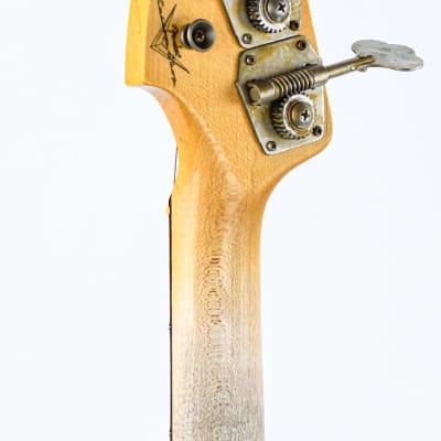 Fender Custom Shop 64 Precision Bass Relic Aged Vintage White image 6
