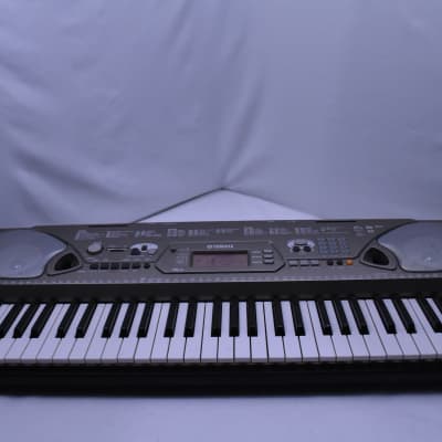 Yamaha EZ-250i Keyboard lighted keys SN 0012521 image 6