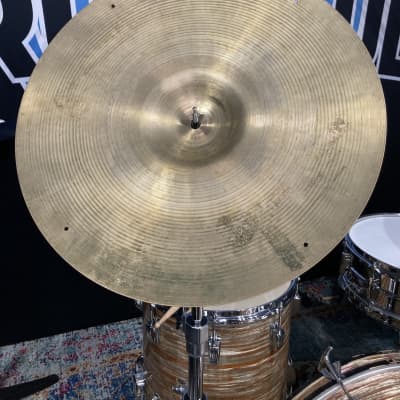 Zildjian - 18" A Series Thin Ride, 4 Sizzle Holes, No Rivets 1360g 1970's image 8