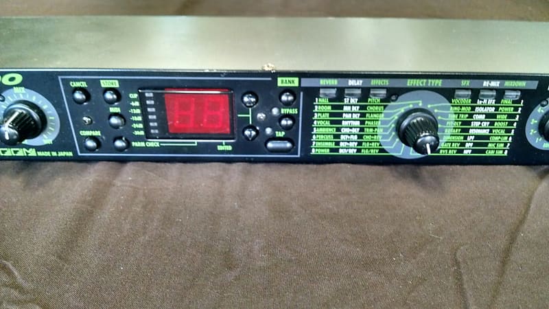 Zoom RFX 2000 Multi Effects Unit