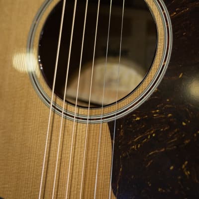 Taylor 514ce V-Class Grand Auditorium Acoustic/Electric Guitar with Hardshell Case - Demo image 8