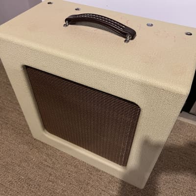 Vulture Amplification Sympathetic Guitar Cabinet 2000 ish - Cream Tolex image 2