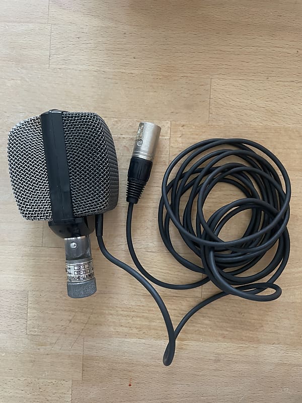 05 AKG D12 ビンテージ AKG D12 (Modded with Beyerdynamic M380 Capsule) – Cole Picks