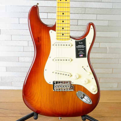 Fender American Professional II Stratocaster Sienna Sunburst B-Stock image 1