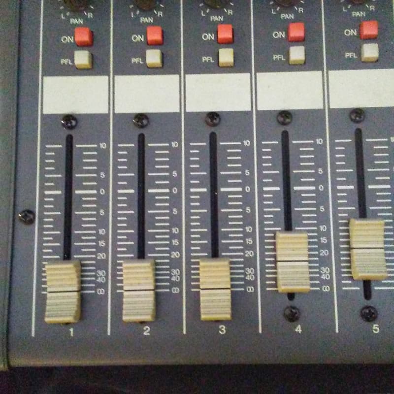 Yamaha MX200 アナログミキサー 16チャンネル YAMAHA MX200-16 Audio