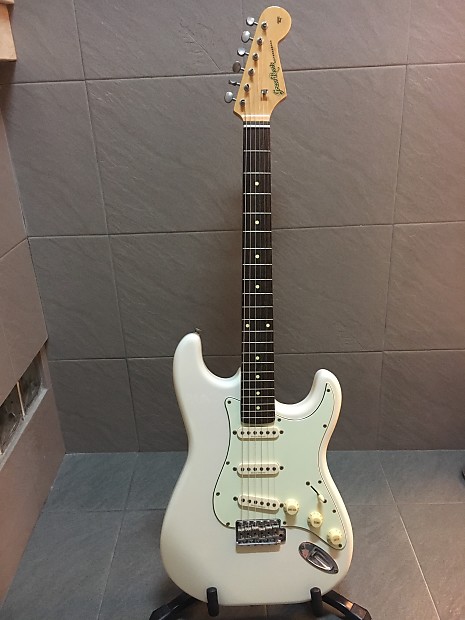 美品 Grassroots グラスルーツ Stratocaster ホワイト 白 GrassRoots By ESP Japan Stratocaster Vintage White | Reverb