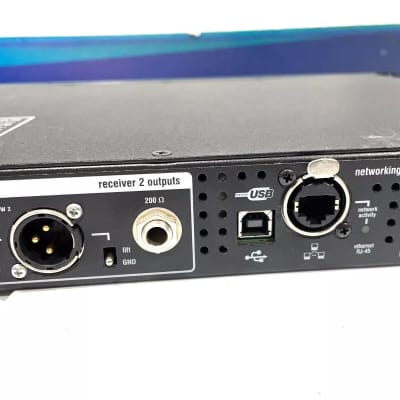 Shure UR4D Dual H4 Wireless Receiver W/(1)UR2 Handheld Transmitters #2420 (One) image 11