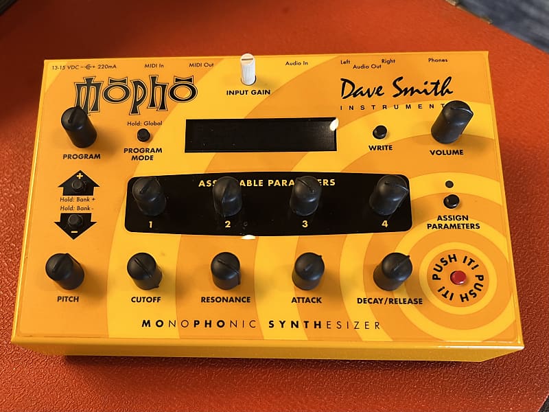 Dave Smith Instruments Mopho Desktop Monophonic Synthesizer