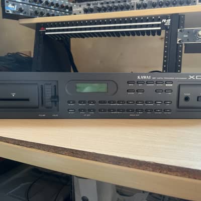 Kawai XD-5 Percussion Synthesizer w/ EC-16 Card