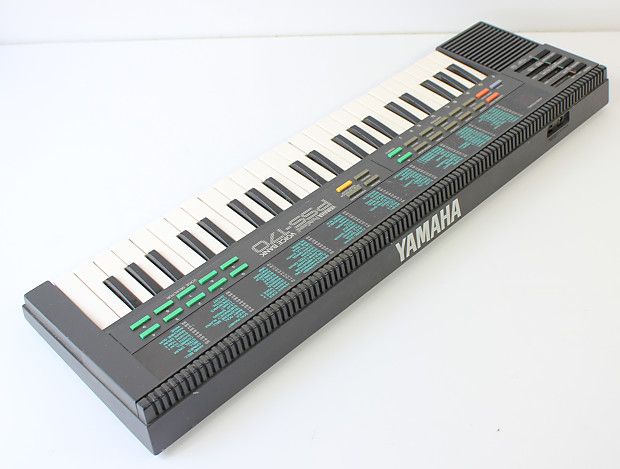 Vintage 1980s Yamaha PSS 170 FM Synthesizer Portasound