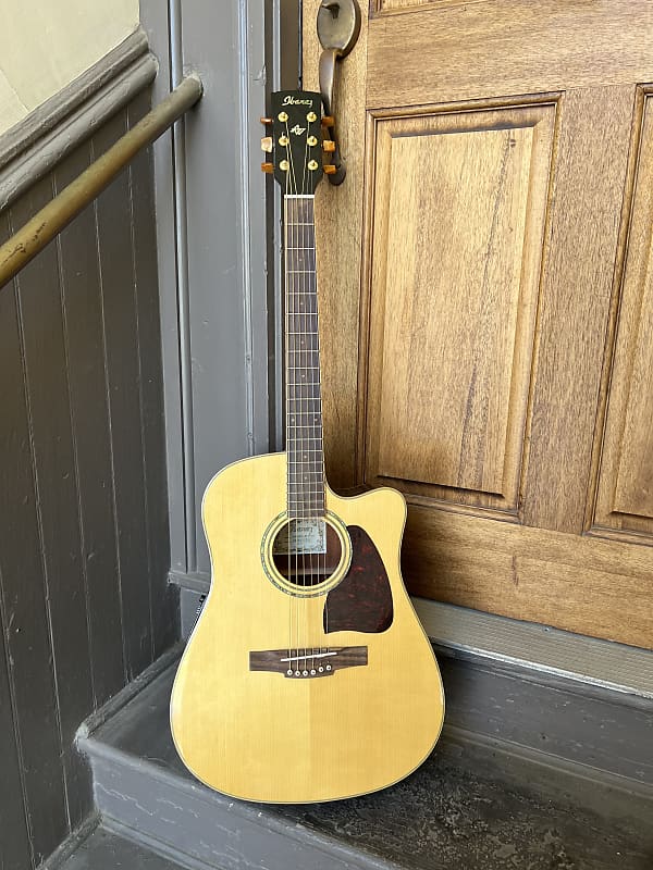 Ibanez AW30ECE-NT-2Y-01 Acoustic / Electric Guitar