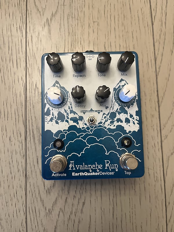 EarthQuaker Devices Avalanche Run Stereo Reverb & Delay with Tap Tempo V2 Limited Edition