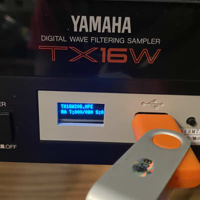 Yamaha TX16W Rack Sampler -- fully loaded RAM and USB drive image 5