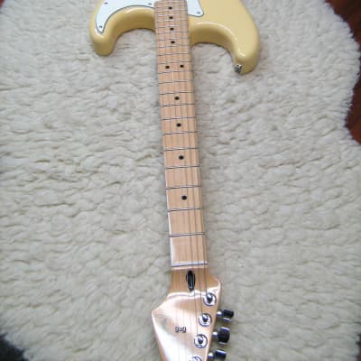 Fender 2023 MIM Stratocaster Player HSS Buttercream w/Fender Deluxe HSC image 6