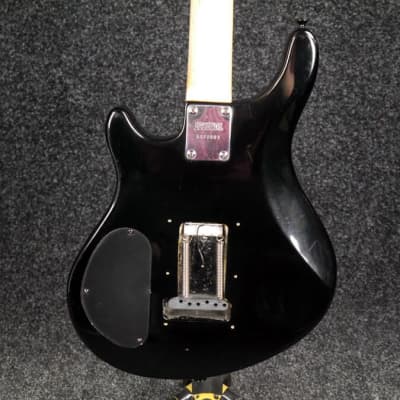 Washburn BT-4 Maverick Series Electric Guitar - Black - 2nd Hand