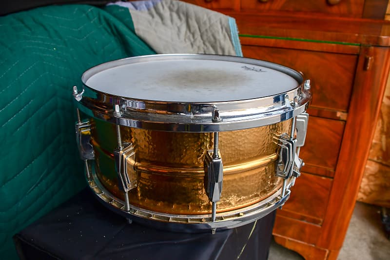 Ludwig No. 552K Hammered Bronze 6.5x14" Snare Drum with Rounded Blue/Olive Badge 1982 - 1984	 image 3