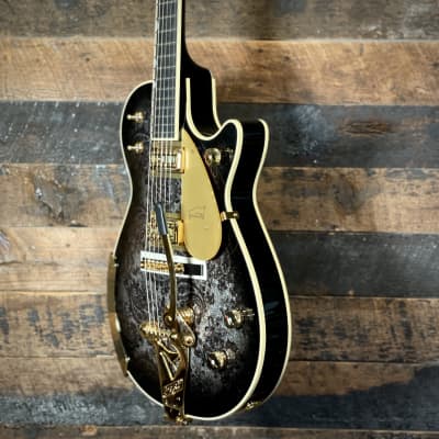 Gretsch G6134TG Limited-edition Paisley Penguin Electric Guitar - Blackburst over Black and Silver Paisley Sparkle #46 image 6