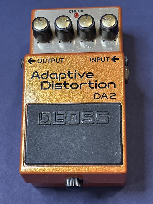Boss DA-2 Adaptive Distortion