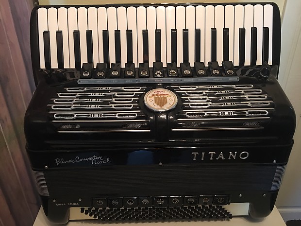 Titano Royal DeLuxe Convertor Accordion Tone Chamber LMMH 41 120 Next in line after Emporer