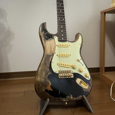 Fender ジョンメイヤー　ブラックワン　ST62 レリック Fender ジョンメイヤー ブラックワン ST62 レリック - メルカリ