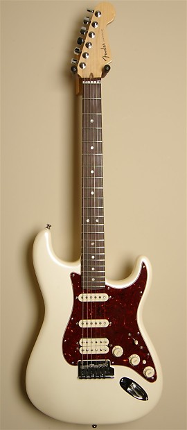 Fender American Deluxe Strat HSS Olympic White