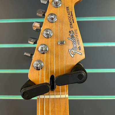 Fender Deluxe Roadhouse Stratocaster Brown Sunburst 2010 Electric Guitar image 6