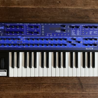 Dave Smith Instruments Mono Evolver PE 32-Key Monophonic