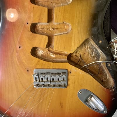 Vintage 1973 fender Stratocaster maple Fretboard electric.guitar hardtail  made in the usa  Sunburst image 20