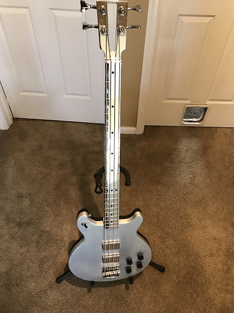 Electrical Guitar Company Standard Bass