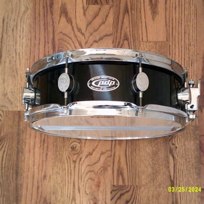 Pacific PDP Series 804 14 X 5 Snare Drum, Hardwood Shell, Gloss Black - Clean! image 1