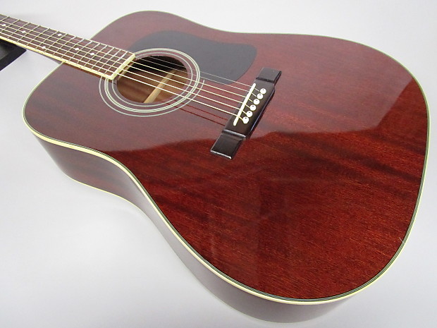 Washburn d100m acoustic shop guitar