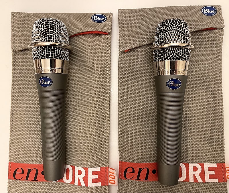2 Blue enCORE 100 dynamic microphones Reverb