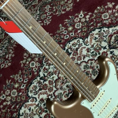 Fender Vintera Road Worn '60s Stratocaster Firemist Gold + NEW + 3,516 kg image 4