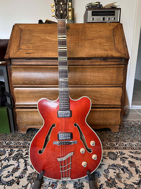 Hofner Verithin c 1960’s Cherry original vintage Germany höfner image 1