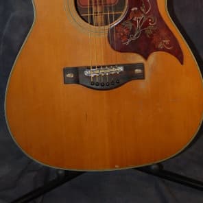 Yamaha FG-300 Jumbo Acoustic Guitar Original Case 1971 Natural image 2