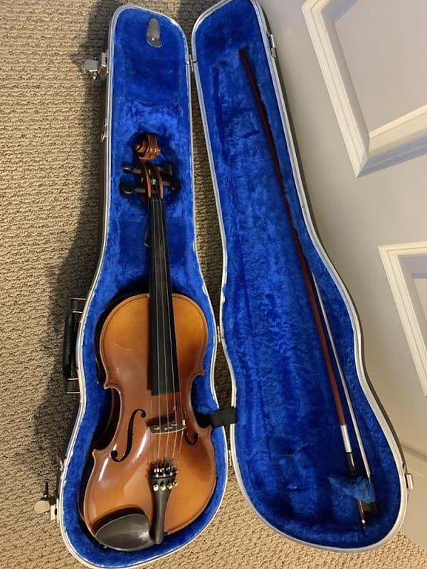 William Lewis & Son 4/4 Model 100 Violin w/ Case | Reverb
