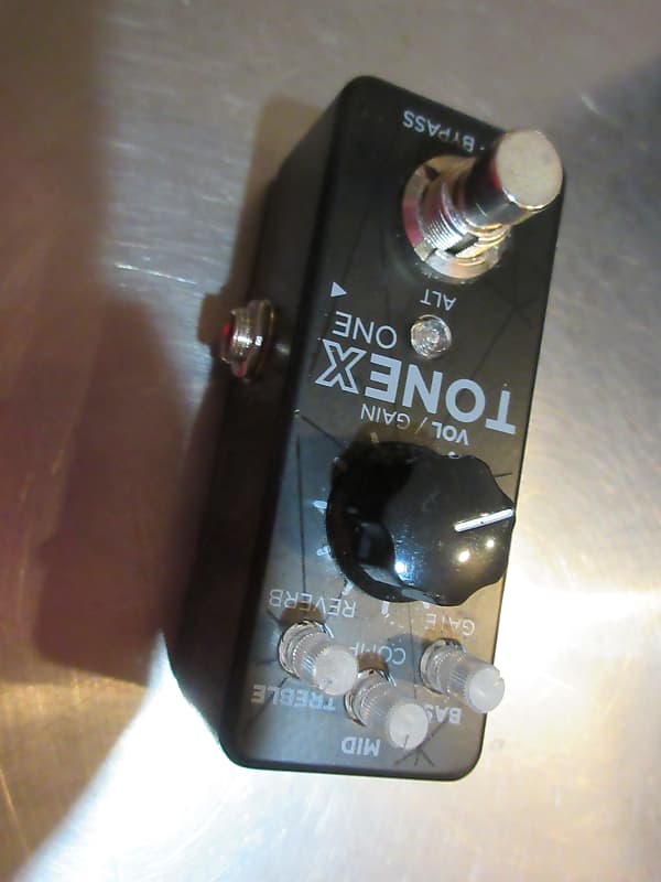 IK Multimedia ToneX One