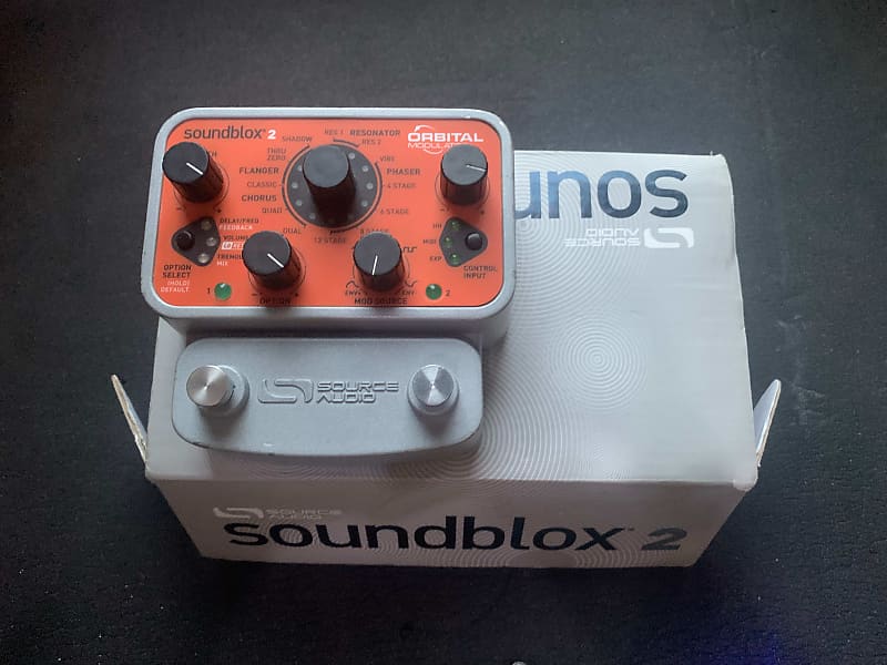 Source Audio Soundblox 2 Orbital Modulator Chorus Flanger Vibe Resonator  Phaser Tremolo modulation expression multi effect unit