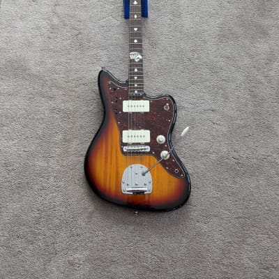 2009 Squier Vintage Modified Strat - Rosewood Fretboard 2009 Squier Vintage Modified Strat - Rosewood Fretboard