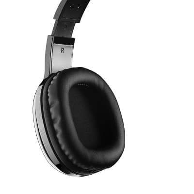 Edifier M815 Over-the-ear Headphones with Mic and Volume Control - Single Plug - Black image 4