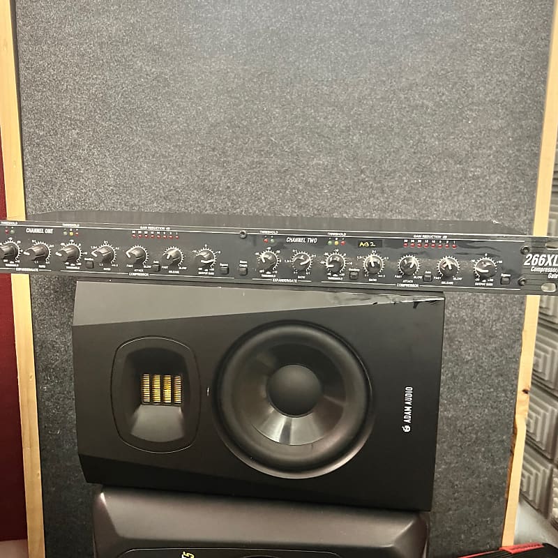 Rane PE15 2010s Grey Reverb