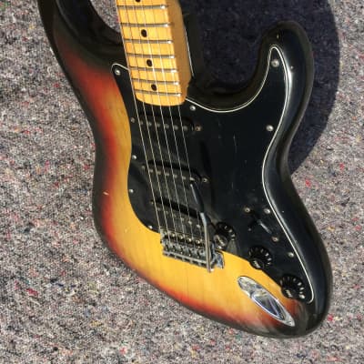 Fender Stratocaster 1976 Sunburst Maple fingerboard image 6