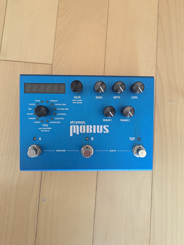 Strymon Mobius