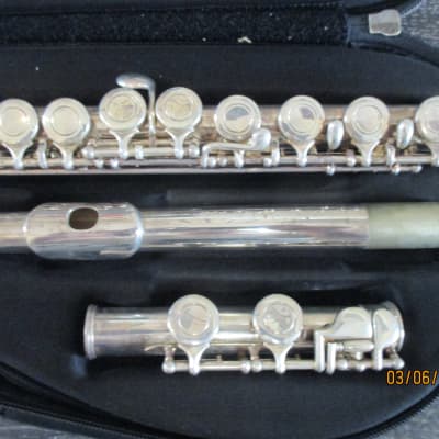 Selmer Aristocrat Model Closed-Hole Flute with C Foot, Offset G 2010s - Silver-Plated image 2